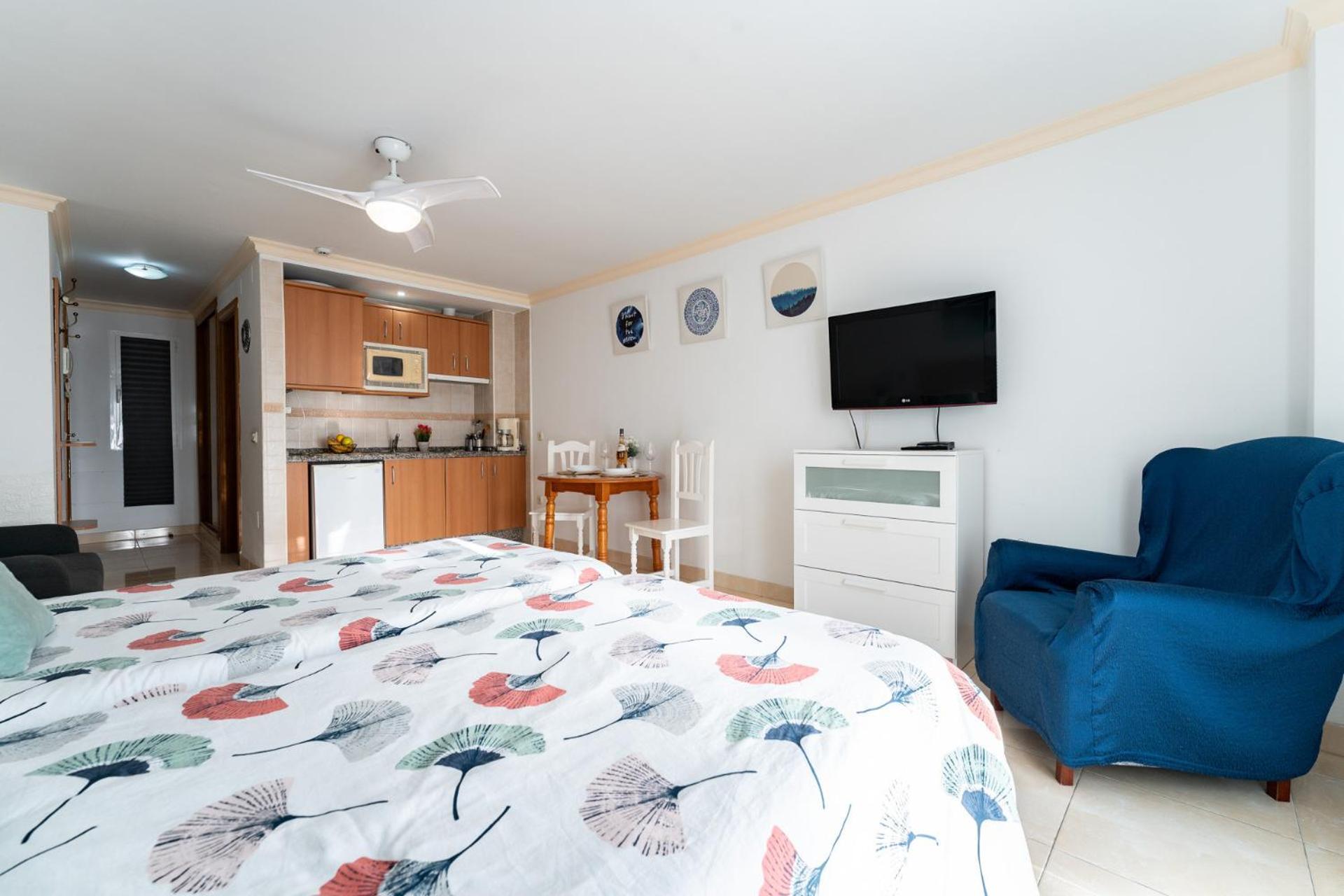 Malagasuite El Levante Apartments Торемолинос Екстериор снимка