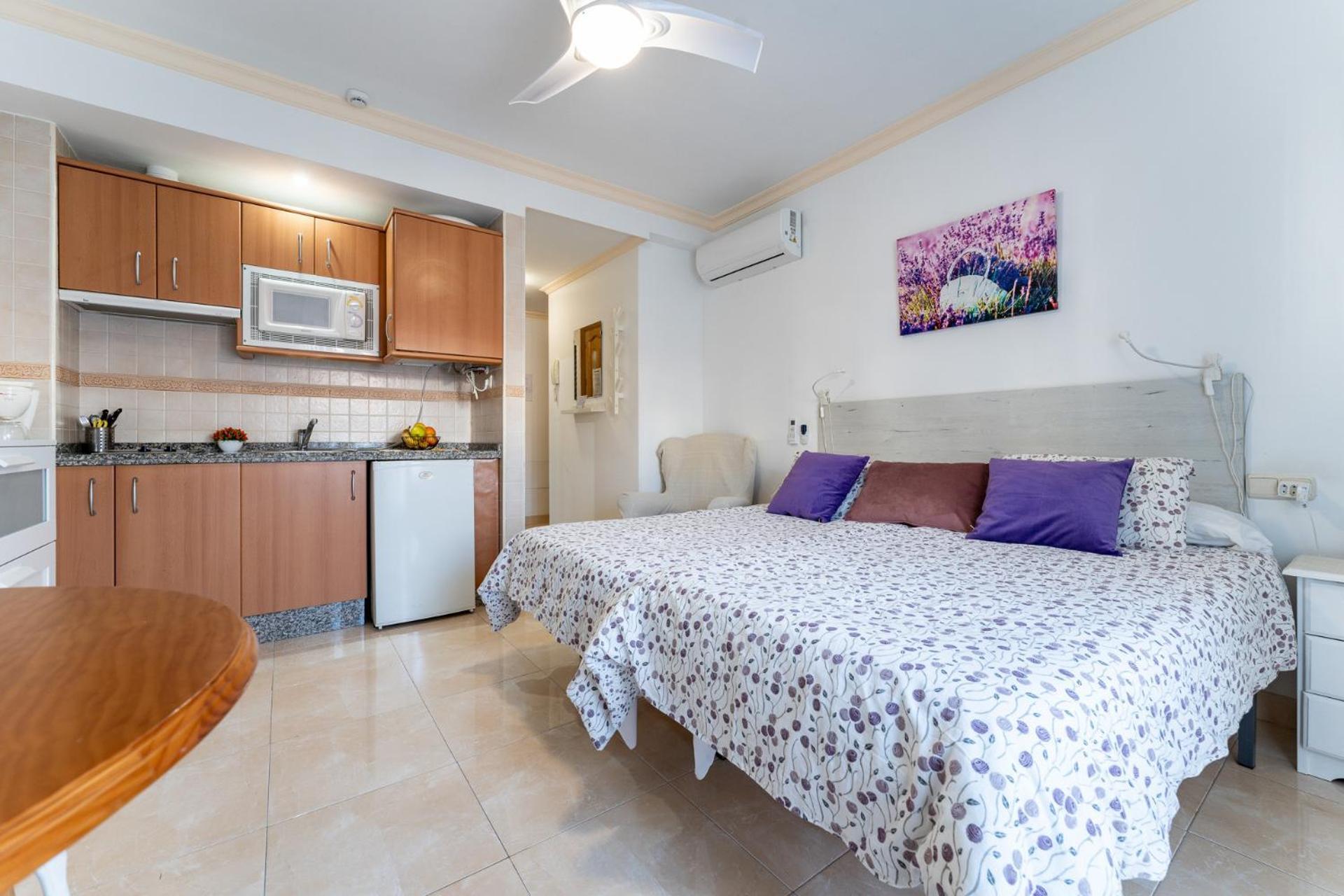 Malagasuite El Levante Apartments Торемолинос Екстериор снимка