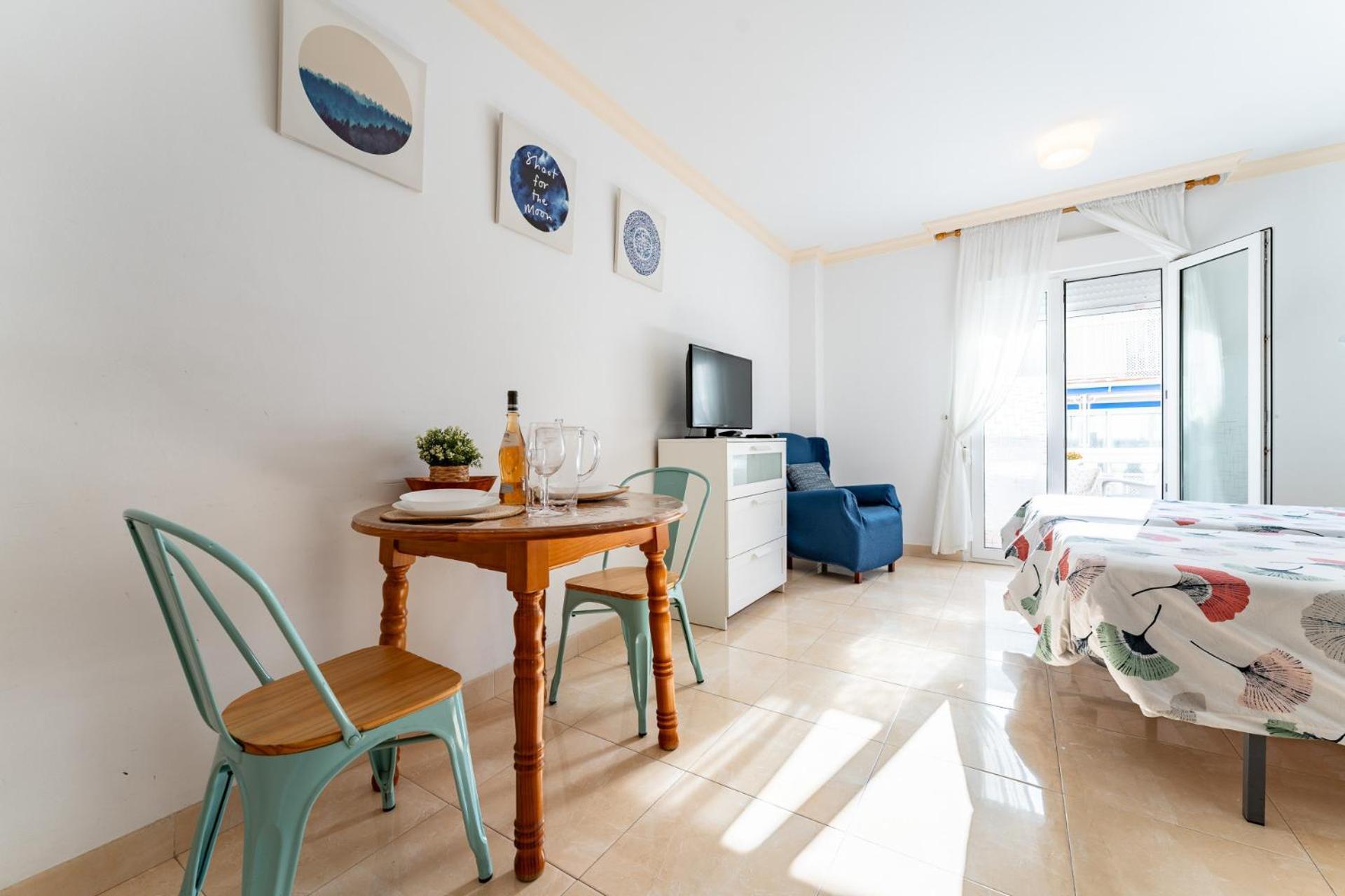 Malagasuite El Levante Apartments Торемолинос Екстериор снимка