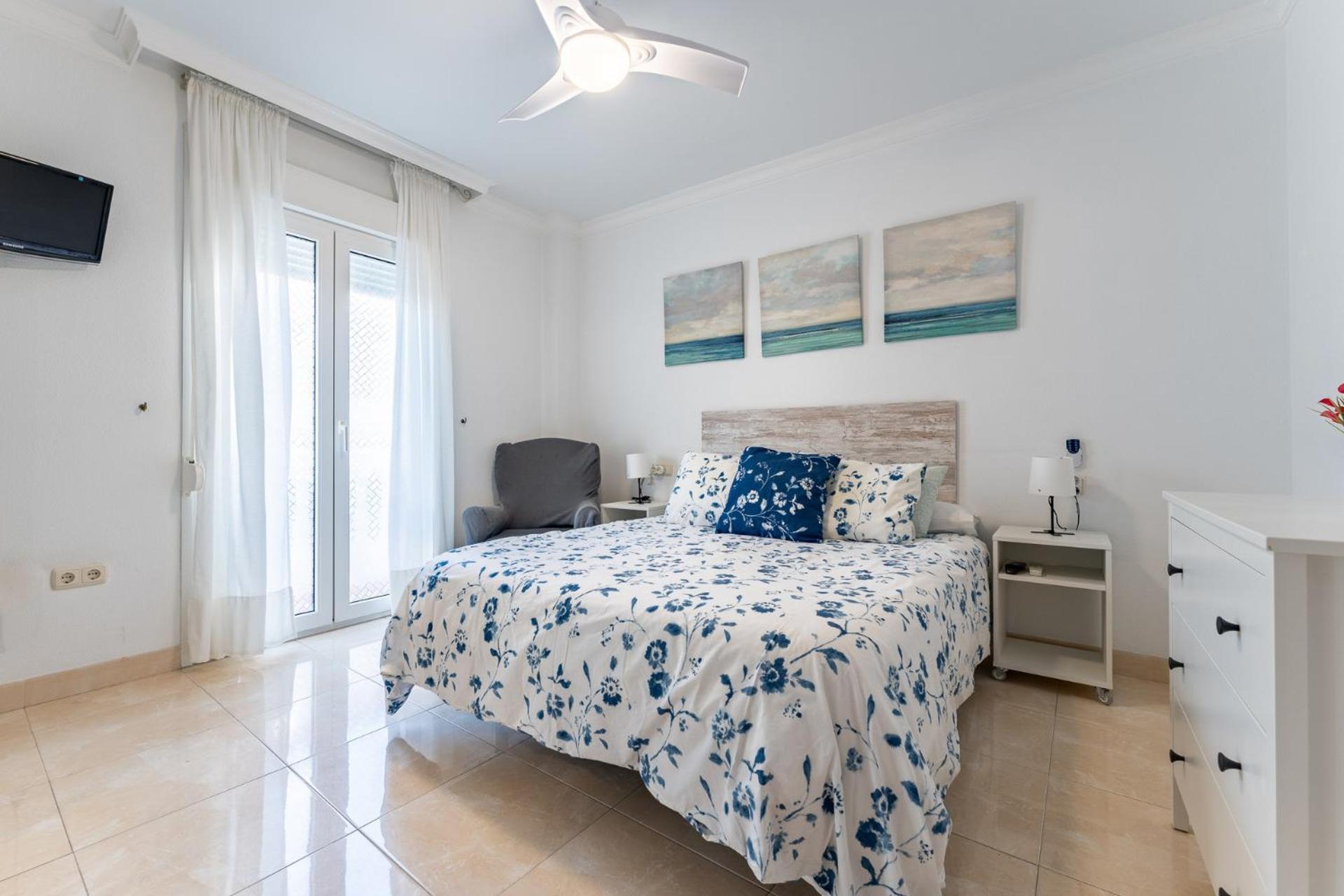Malagasuite El Levante Apartments Торемолинос Екстериор снимка